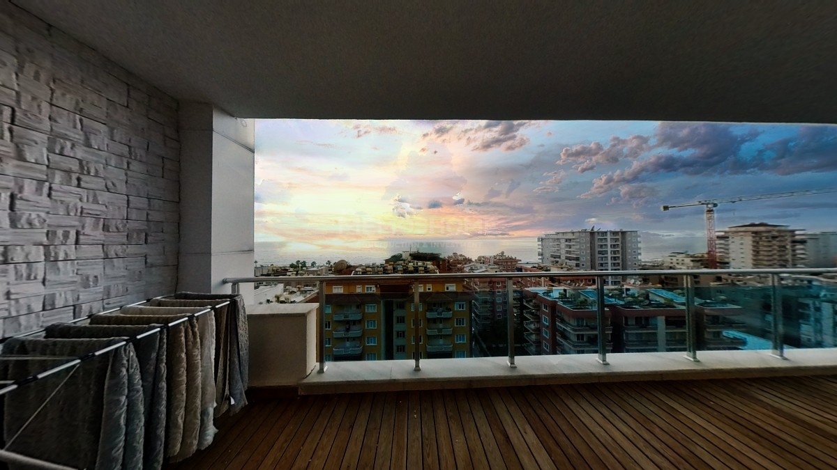 Mahmutlar'da Lüks 3+2 Daire