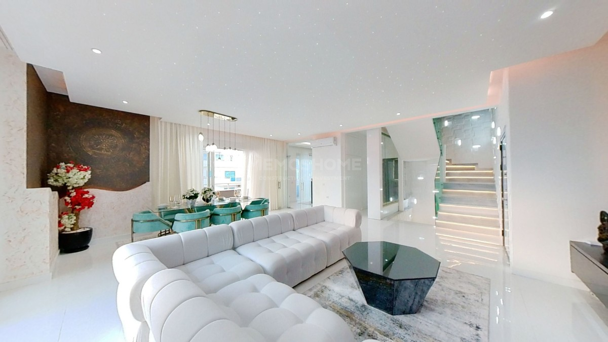 Mahmutlar'da Lüks 3+2 Daire