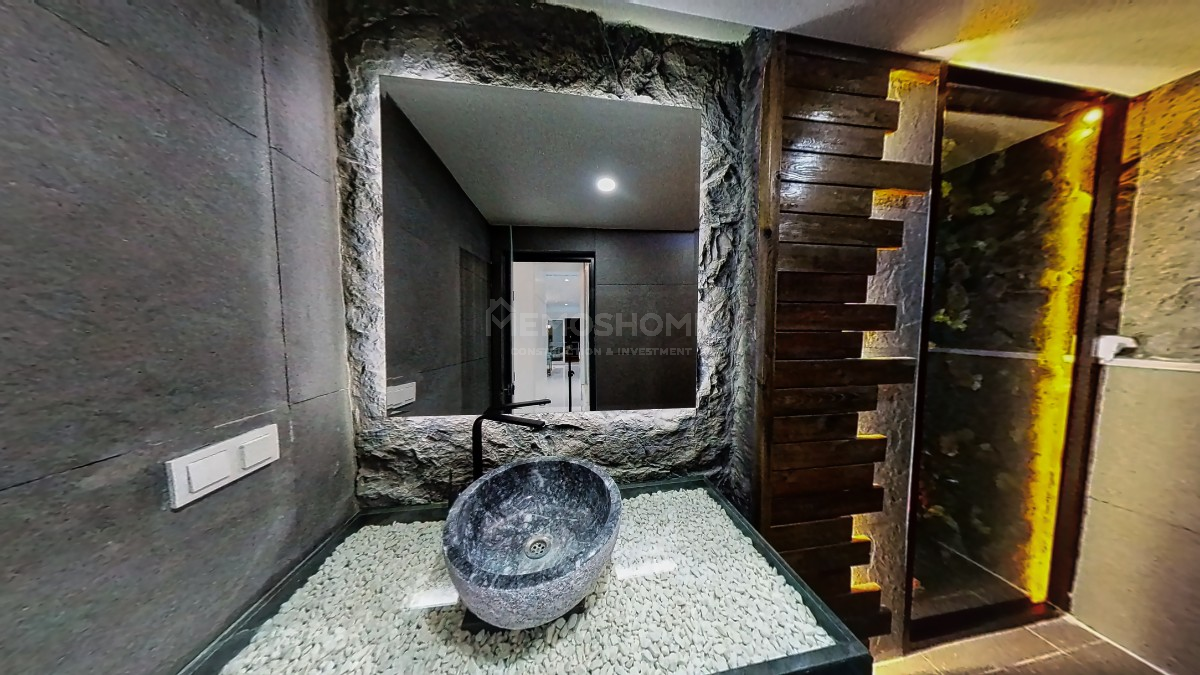 Mahmutlar'da Lüks 3+2 Daire