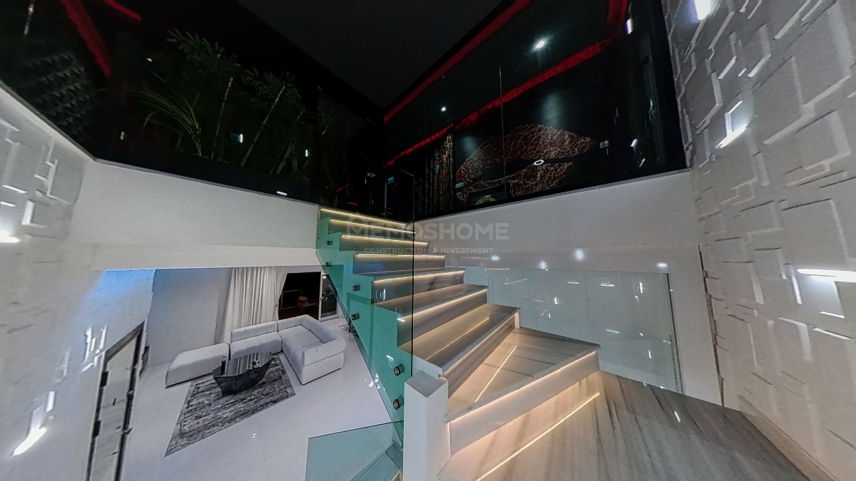 Mahmutlar'da Lüks 3+2 Daire