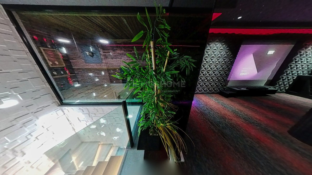 Mahmutlar'da Lüks 3+2 Daire