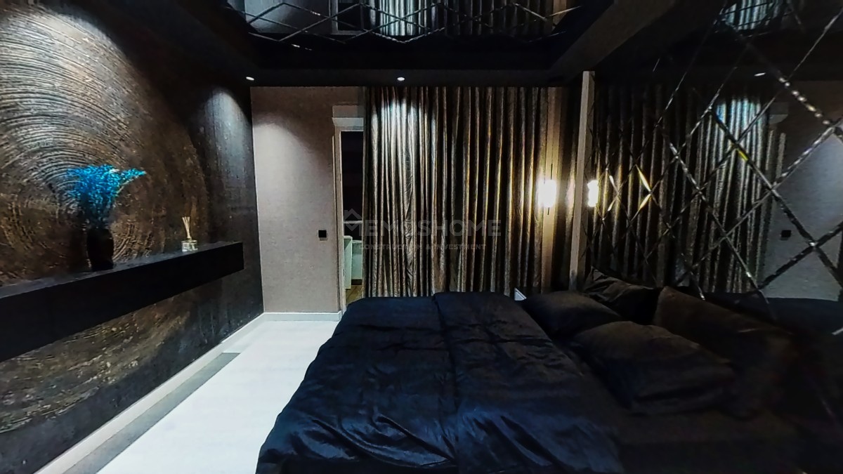 Mahmutlar'da Lüks 3+2 Daire