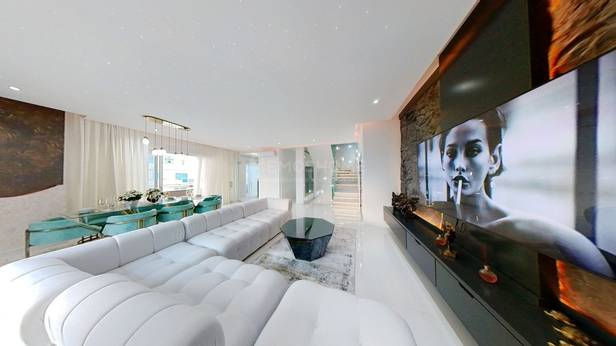 Mahmutlar'da Lüks 3+2 Daire