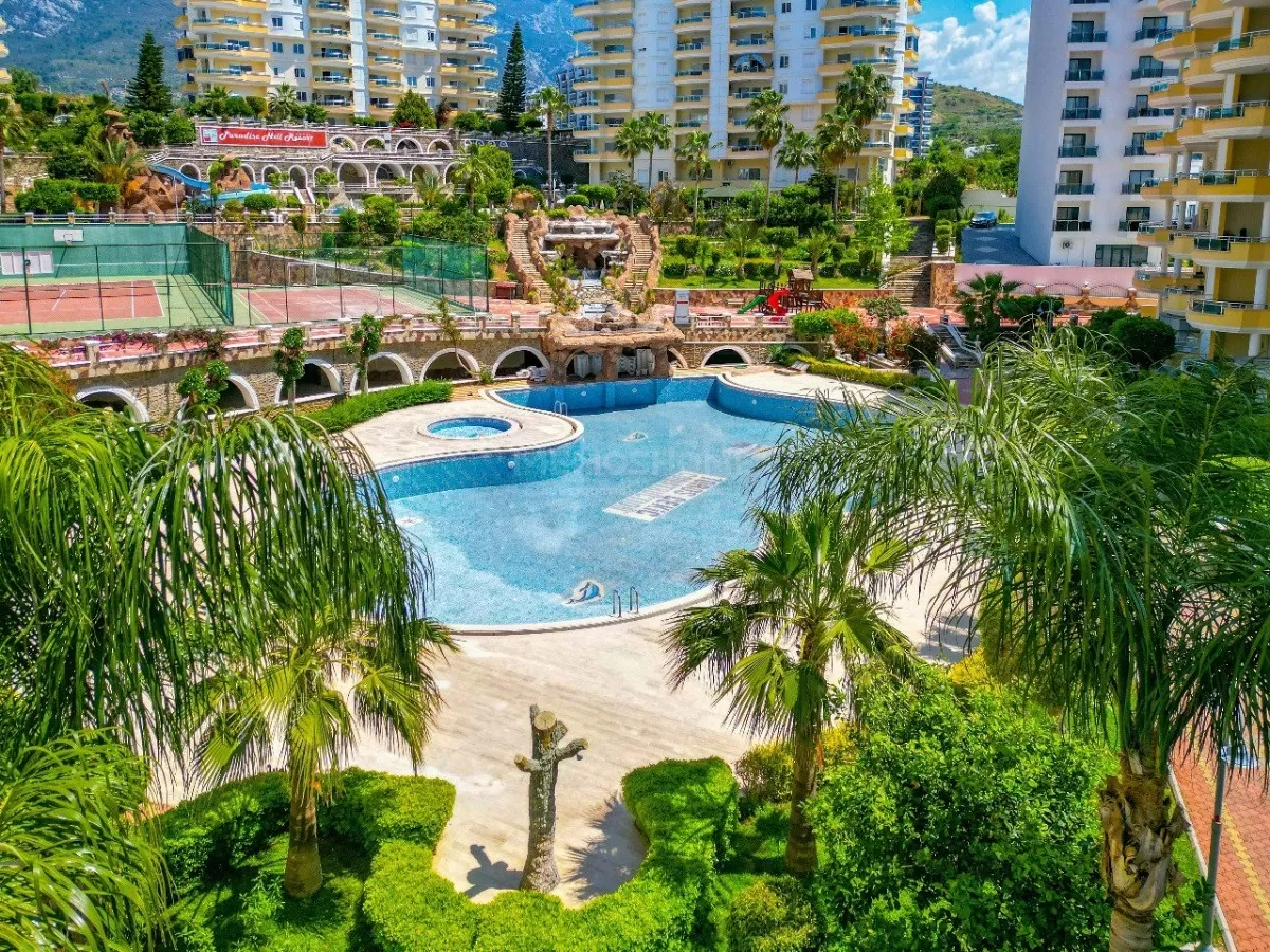 Romslig 3+1 leilighet i Mahmutlar