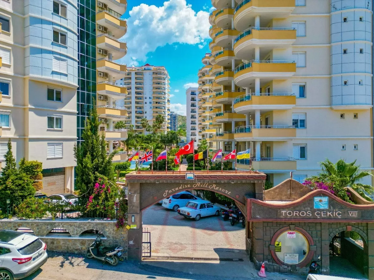 Romslig 3+1 leilighet i Mahmutlar