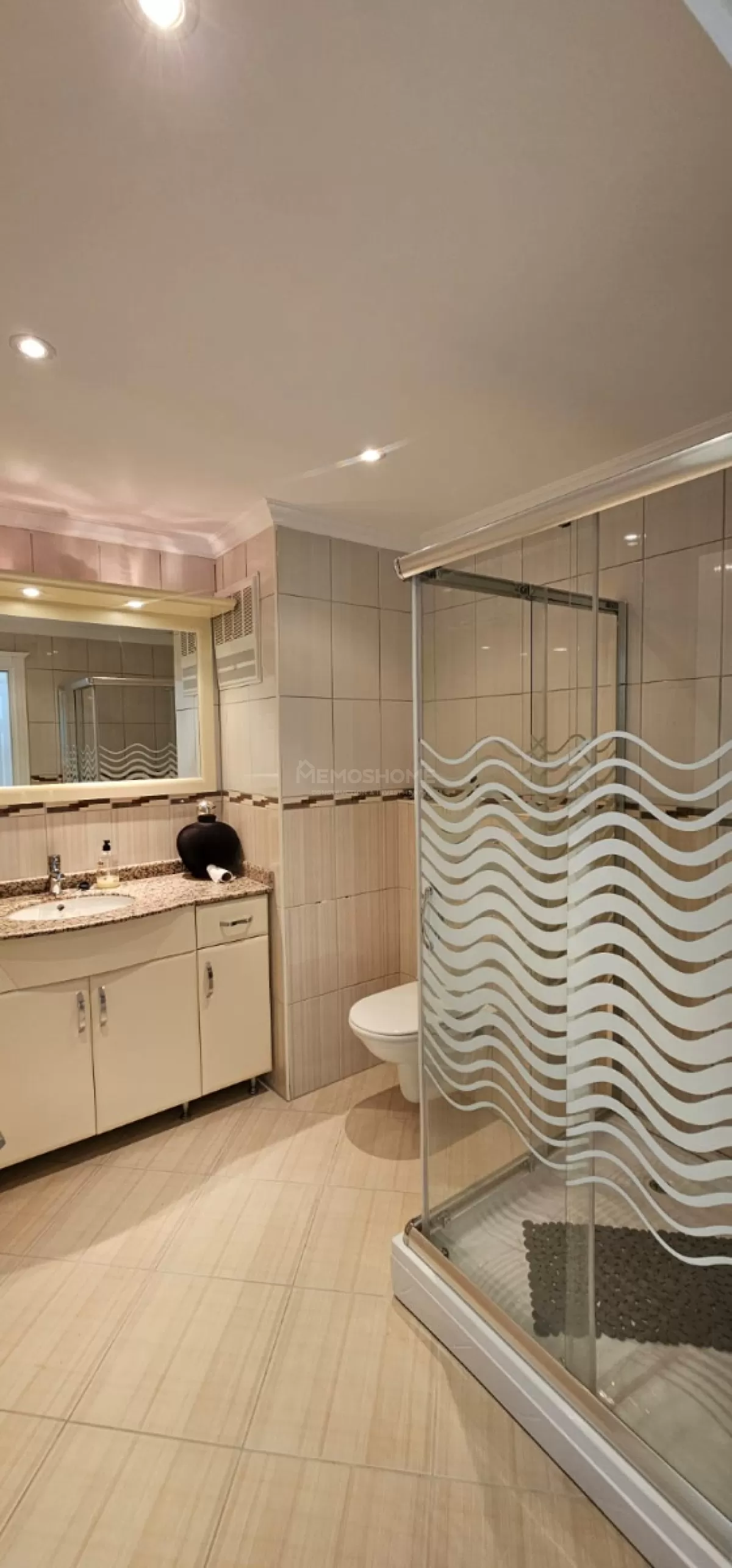 Romslig 3+1 leilighet i Mahmutlar