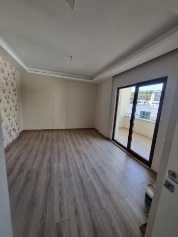 EMLAK HABERCİSİ'NDEN MUDANYA HALİTPAŞA SİTEİÇİ HAVUZLU OTOPARKLI  SATILIK 4+2 DUBLEKS DAİRE
