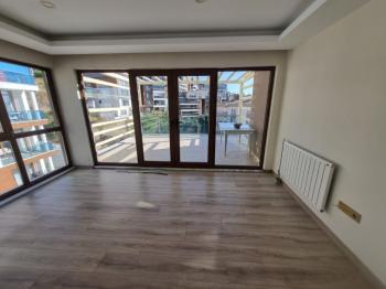 EMLAK HABERCİSİ'NDEN MUDANYA HALİTPAŞA SİTEİÇİ HAVUZLU OTOPARKLI  SATILIK 4+2 DUBLEKS DAİRE