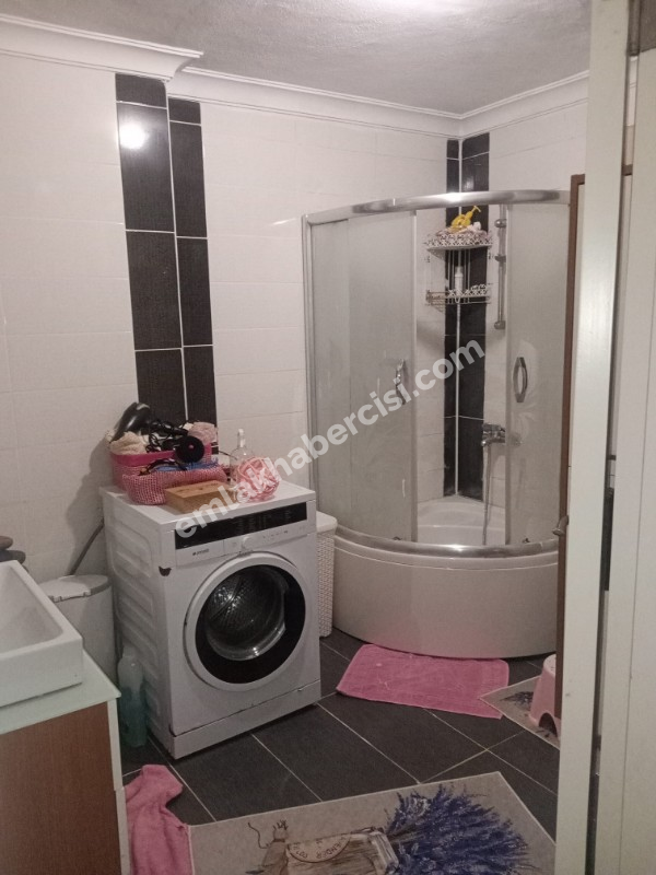 EMLAK HABERCİSİ 'NDEN HALİTPAŞA'DA SATILIK 110 M2 E.BANYOLU 2+1 ARA KAT DAİRE