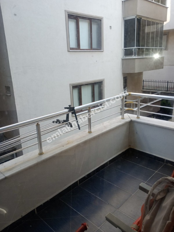 EMLAK HABERCİSİ 'NDEN HALİTPAŞA'DA SATILIK 110 M2 E.BANYOLU 2+1 ARA KAT DAİRE