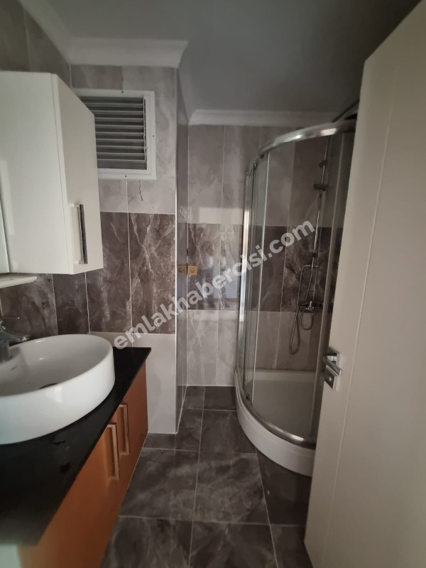 EMLAK HABERCİSİ'NDEN MUDANYA HALİTPAŞA SİTEİÇİ HAVUZLU OTOPARKLI  SATILIK 4+2 DUBLEKS DAİRE