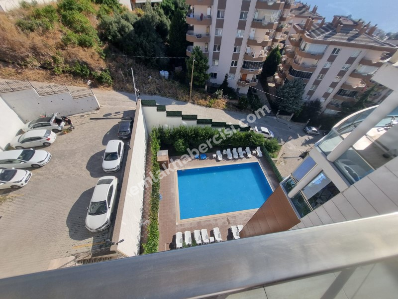 EMLAK HABERCİSİ'NDEN MUDANYA HALİTPAŞA SİTEİÇİ HAVUZLU OTOPARKLI  SATILIK 4+2 DUBLEKS DAİRE