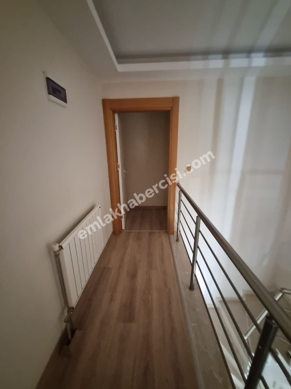 EMLAK HABERCİSİ'NDEN MUDANYA HALİTPAŞA SİTEİÇİ HAVUZLU OTOPARKLI  SATILIK 4+2 DUBLEKS DAİRE
