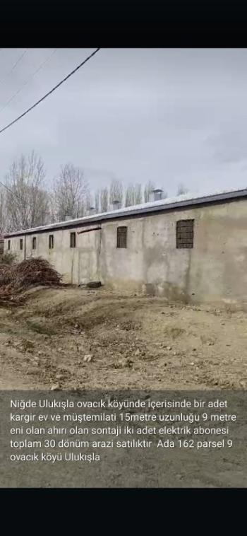 ULUKIŞLA   OVACIKTA   satılık mandıra