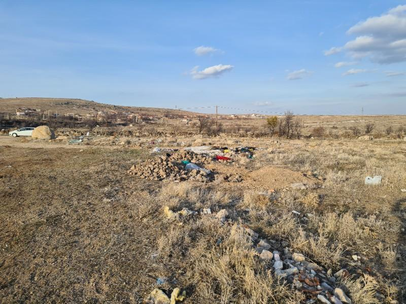 Niğde Taşlıca köyünde 7.5 dönüm sat bağ  (arsa)