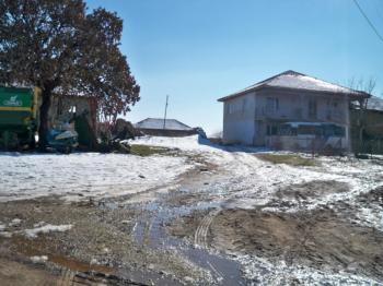 UŞAK SİVASLI MÜSTAKİL EV TAPU SAHİBİ PERTA EMLAK ÜMİT TAHMAZ