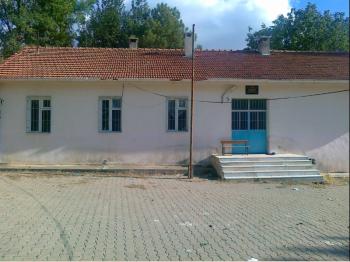 UŞAK SİVASLI MÜSTAKİL EV TAPU SAHİBİ PERTA EMLAK ÜMİT TAHMAZ