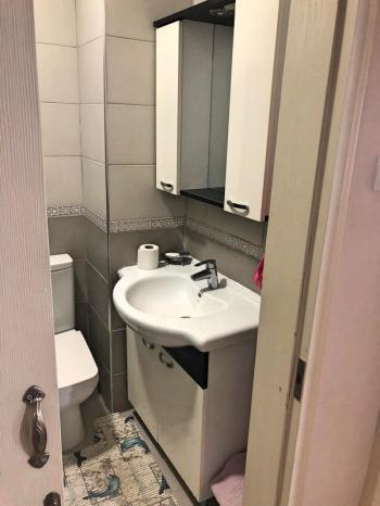 Sarımsaklı Merkezde, 2+1 Eşyalı Kiralık Daire.    EİDS No: 90928443