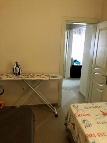 Sarımsaklı Merkezde, 2+1 Eşyalı Kiralık Daire.    EİDS No: 90928443