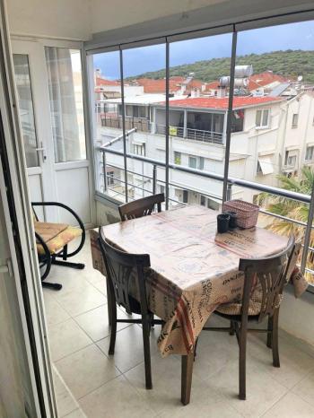 Sarımsaklı Merkezde, 2+1 Eşyalı Kiralık Daire.    EİDS No: 90928443