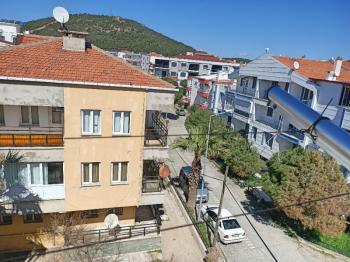 Sarımsaklı Merkezde, 2+1 Eşyalı Kiralık Daire.    EİDS No: 90928443