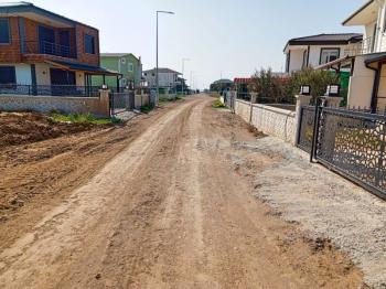 Ayvalık Altınova' da Satılık İmarlı Arsa.