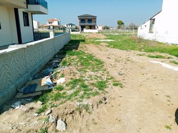 Ayvalık Altınova' da Satılık İmarlı Arsa.