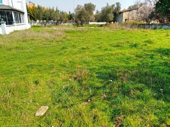  Ayvalık Altınova' da, Konut İmarlı Satılık Arsa.
