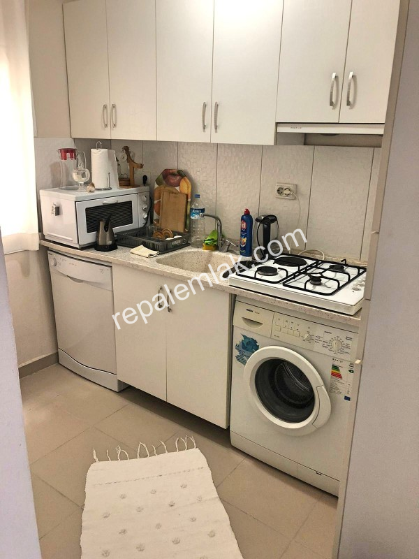 Sarımsaklı Merkezde, 2+1 Eşyalı Kiralık Daire.    EİDS No: 90928443