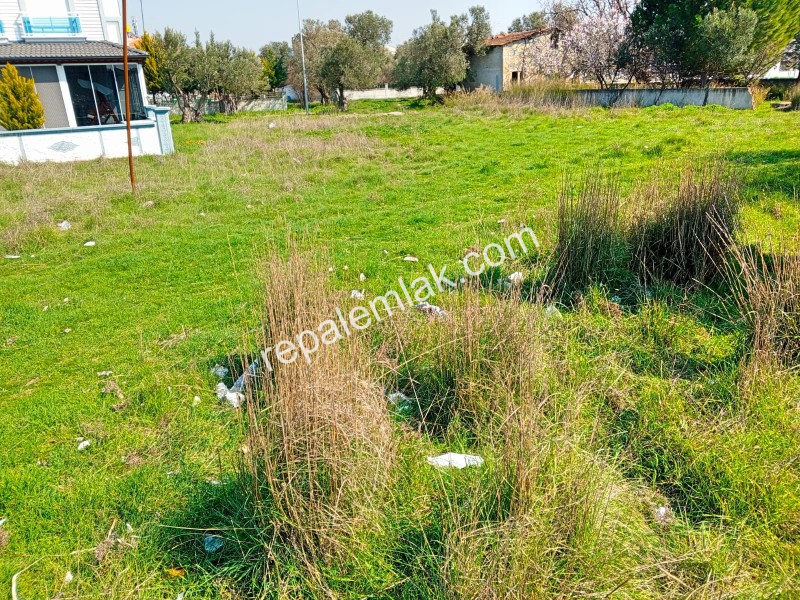  Ayvalık Altınova' da, Konut İmarlı Satılık Arsa.