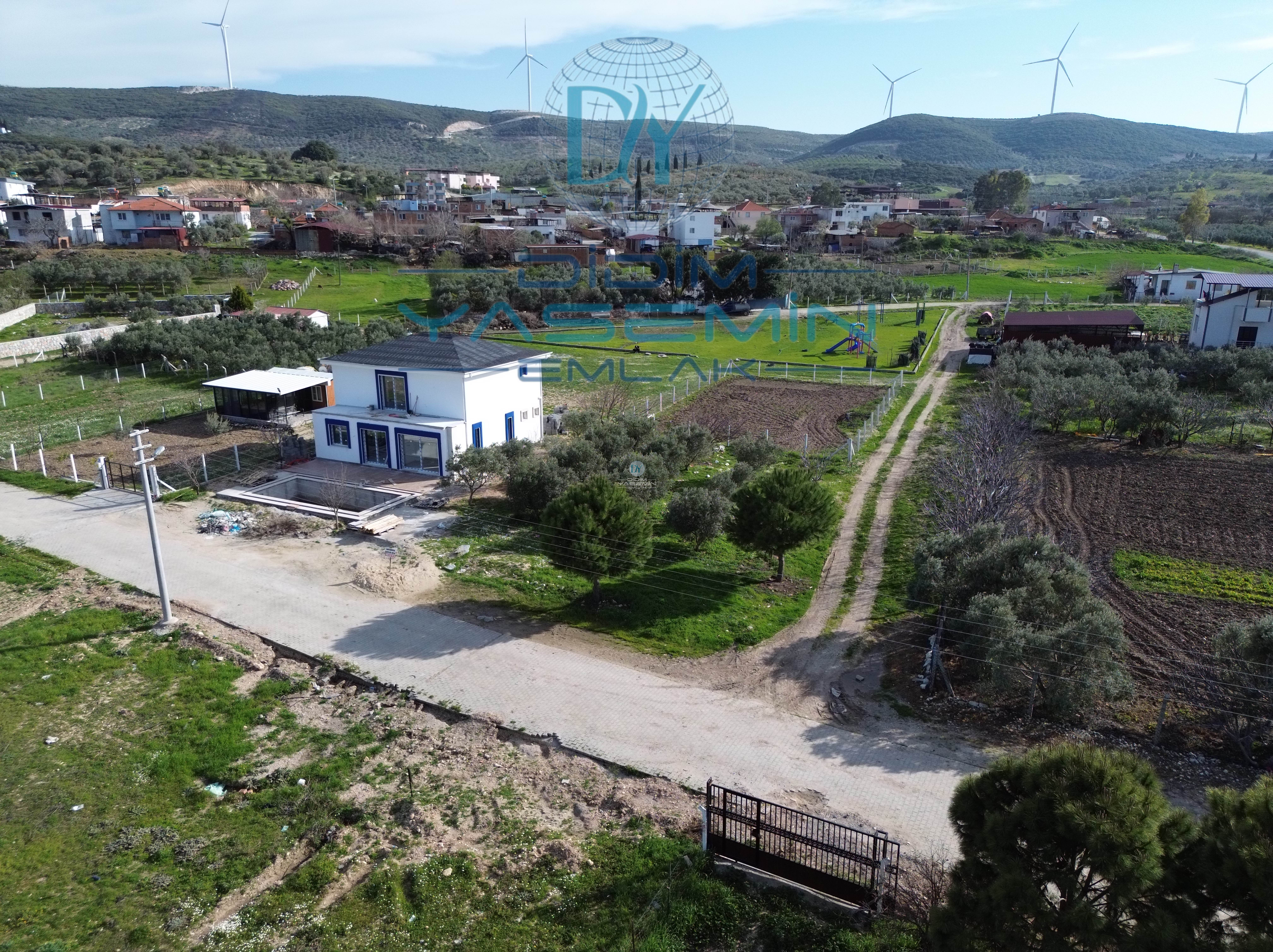 DİDİM AKYENİKÖY'DE SATILIK KÖŞE ARSA