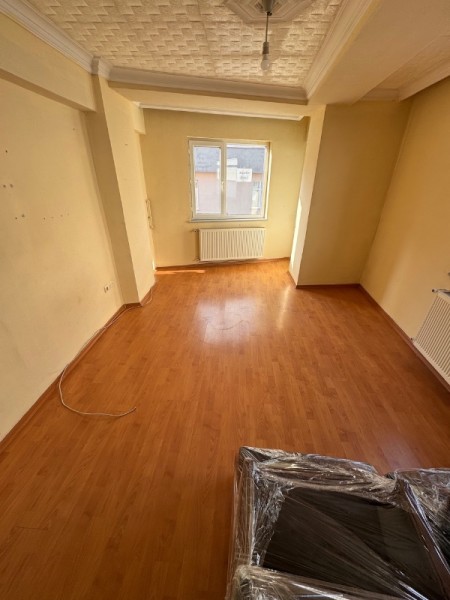 Kazım Karabekirde 3.kat 2+1 Kiralık Daire