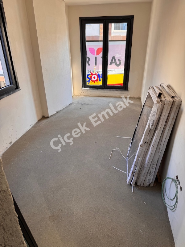 Alibeyköy Çarşı İçi 2+1 Sıfır Satılık Daire