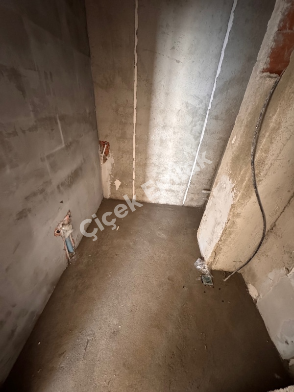 Alibeyköy Çarşı İçi 2+1 Sıfır Satılık Daire