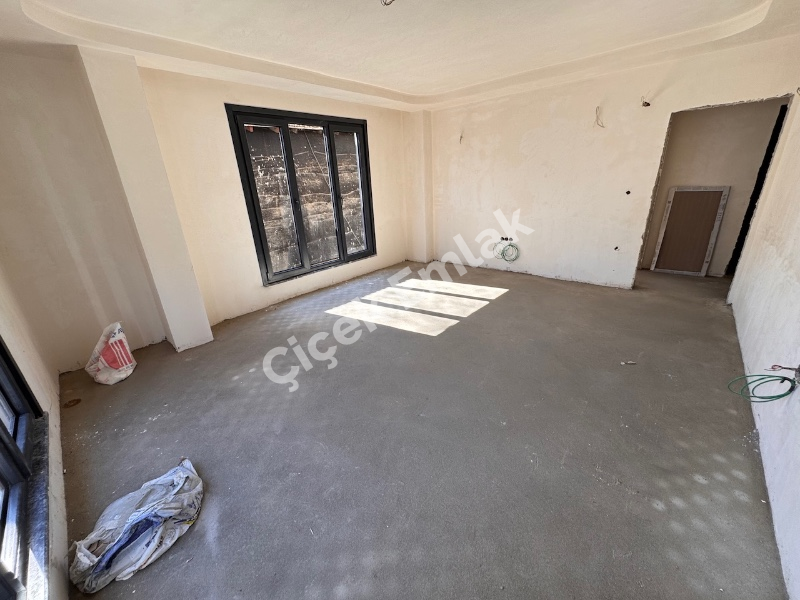 Alibeyköy Çarşı İçi 2+1 Sıfır Satılık Daire