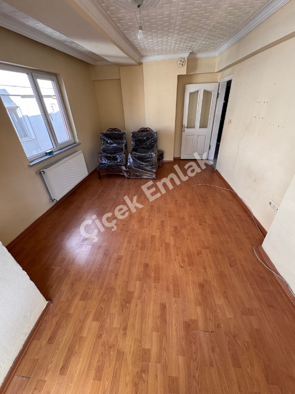 Kazım Karabekirde 3.kat 2+1 Kiralık Daire