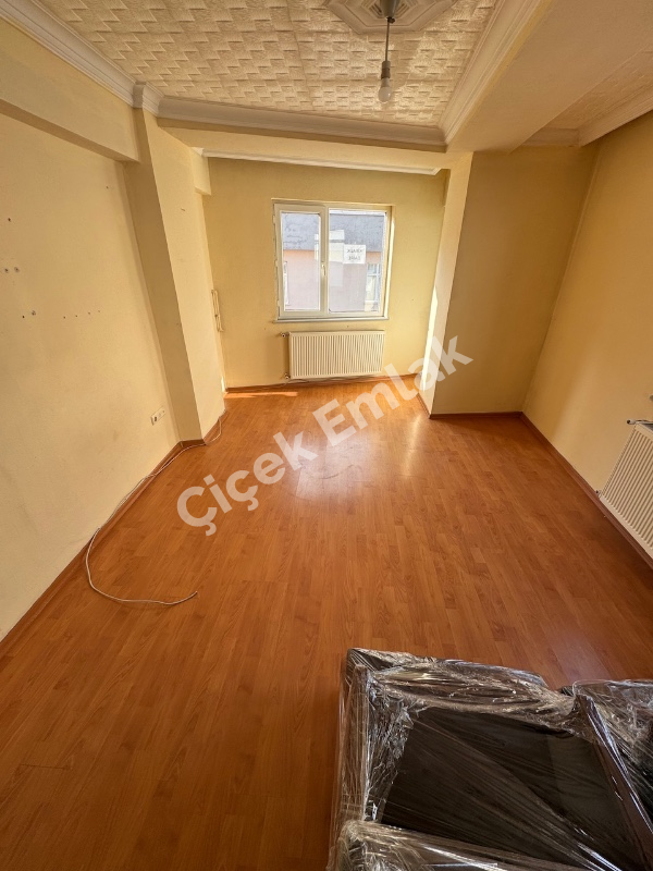 Kazım Karabekirde 3.kat 2+1 Kiralık Daire