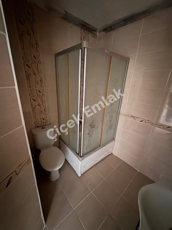 Metro'ya 3 Dk Binevler Sitesi 2+1 Kiralık Daire