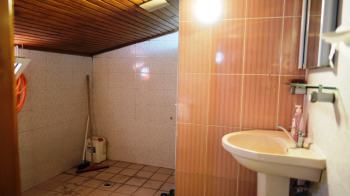 Forum Karşısında Satılık Villa