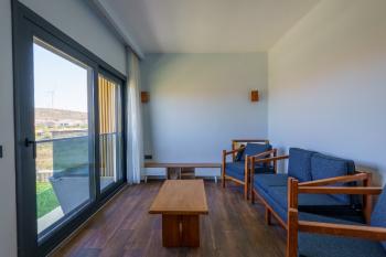 Çesme'nin En huzurlu lokasyonunda Yüzme Havuzlu Yeni Villa