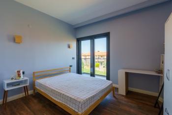 Çesme'nin En huzurlu lokasyonunda Yüzme Havuzlu Yeni Villa