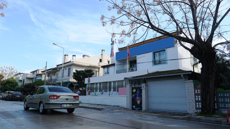 Forum Karşısında Satılık Villa