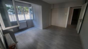 Urla Zeytinalanı Kiralık Bahçe Katı Yeni Tadilatlı Daire