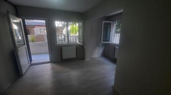 Urla Zeytinalanı Kiralık Bahçe Katı Yeni Tadilatlı Daire