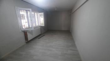 Urla Zeytinalanı Kiralık Bahçe Katı Yeni Tadilatlı Daire