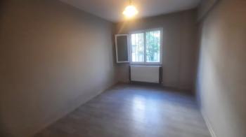 Urla Zeytinalanı Kiralık Bahçe Katı Yeni Tadilatlı Daire