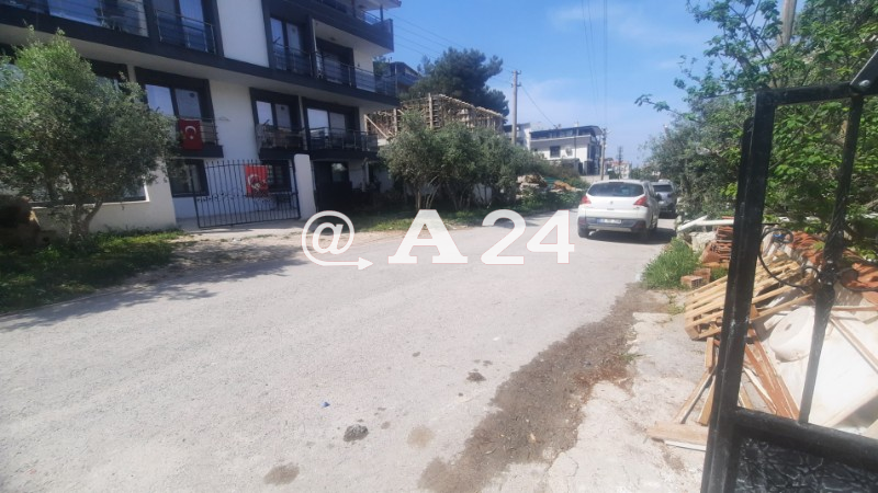 Urla Zeytinalanı Kiralık Bahçe Katı Yeni Tadilatlı Daire