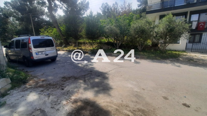 Urla Zeytinalanı Kiralık Bahçe Katı Yeni Tadilatlı Daire