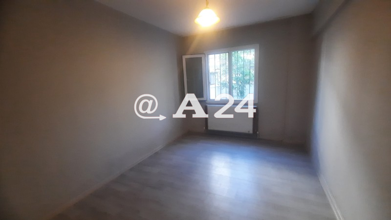 Urla Zeytinalanı Kiralık Bahçe Katı Yeni Tadilatlı Daire