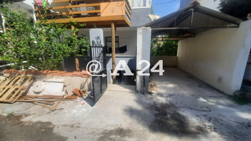 Urla Zeytinalanı Kiralık Bahçe Katı Yeni Tadilatlı Daire